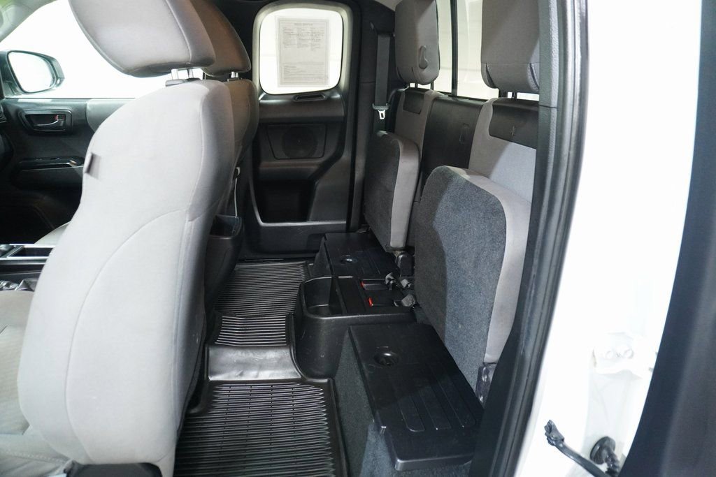Certified 2023 Toyota Tacoma SR image 10