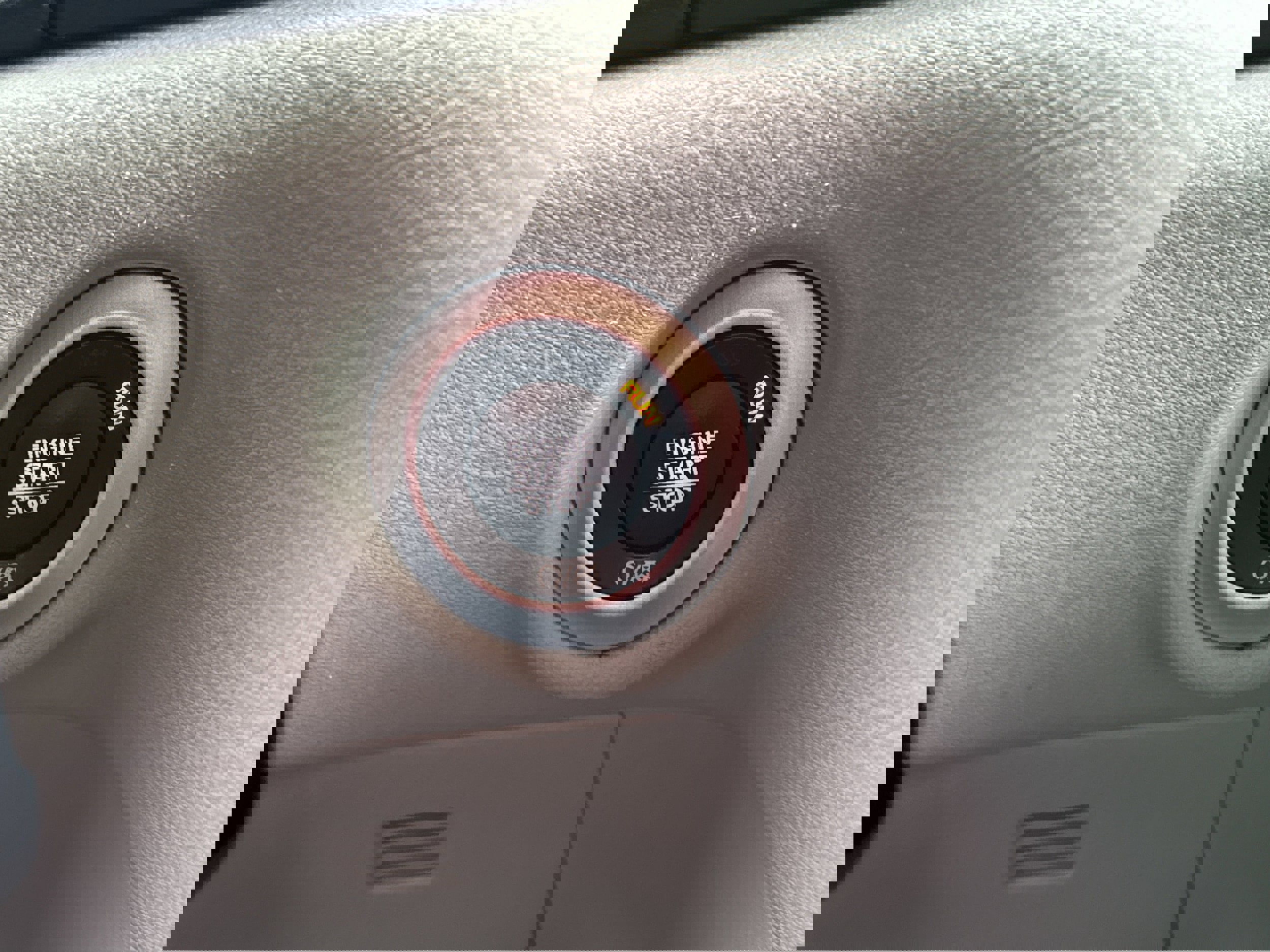 Used 2023 Chrysler Voyager LX FWD image 19