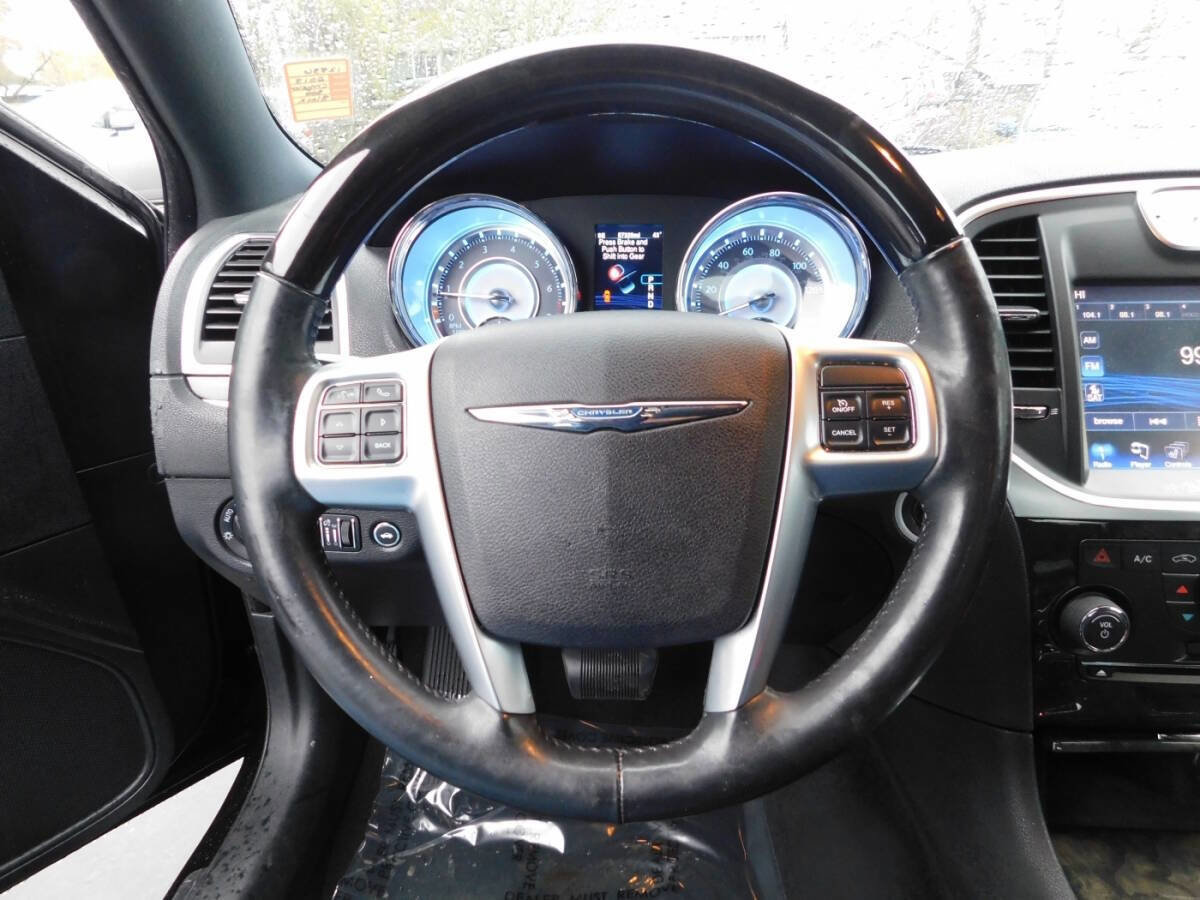 Used 2013 Chrysler 300 C w/ Light Group RWD image 8