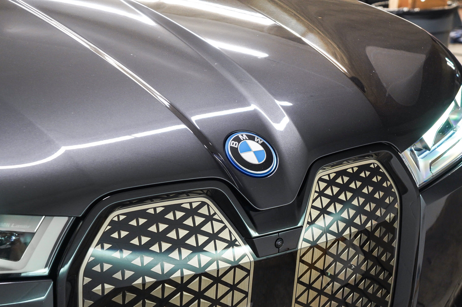 Used 2024 BMW iX M60 AWD/4WD image 9