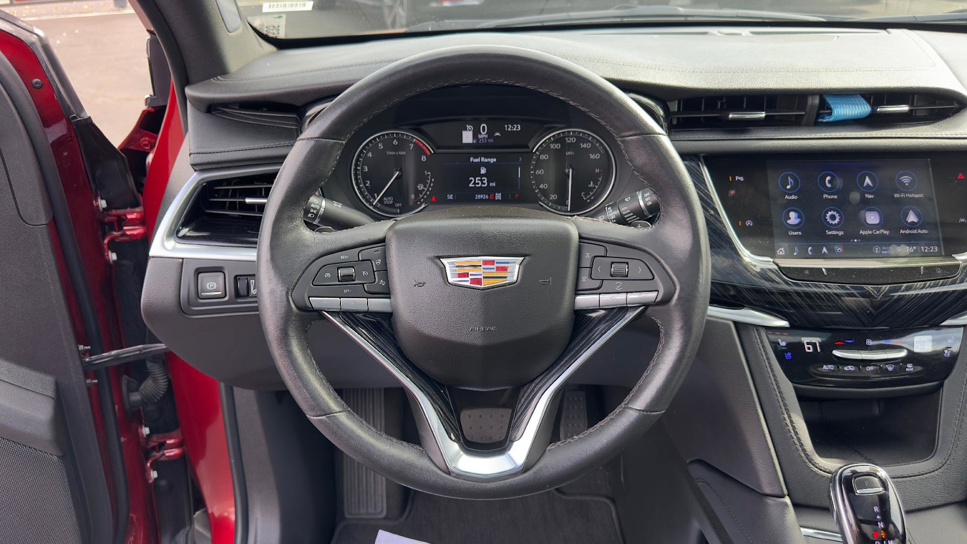 Certified 2024 Cadillac XT6 Premium Luxury image 11