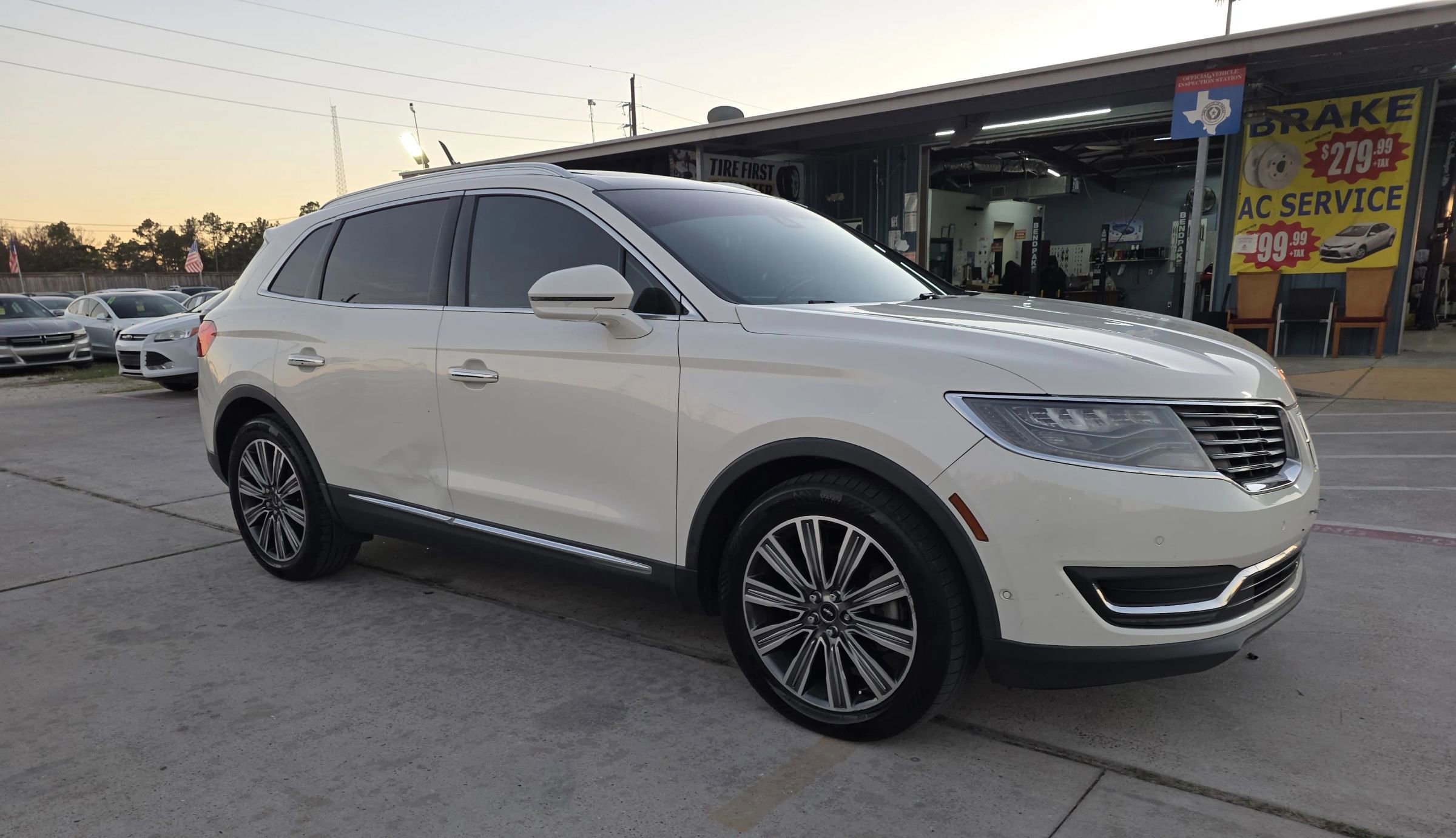 Used 2016 Lincoln MKX Black Label w/ Technology Package image 8