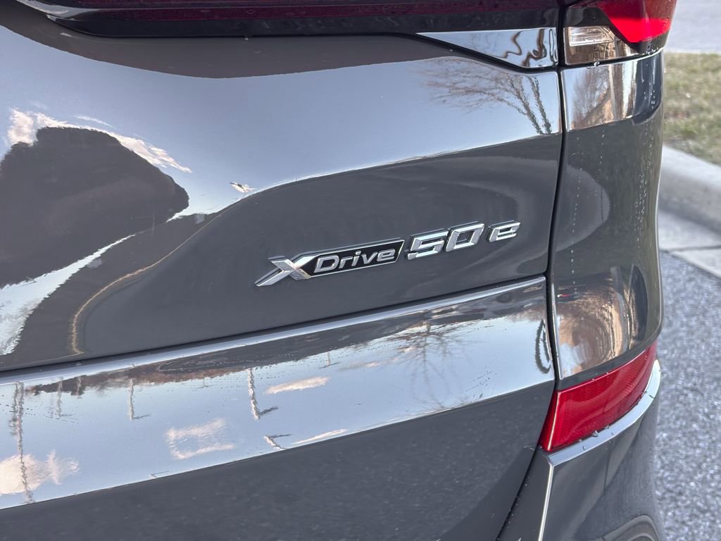 New 2026 BMW X5 xDrive50e w/ M Sport Package image 7