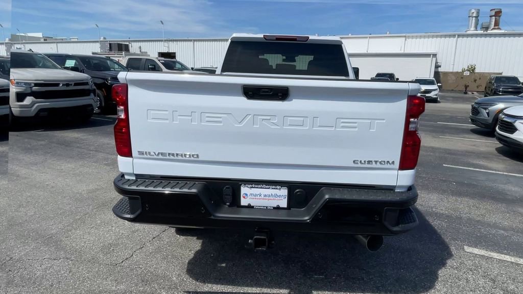 New 2026 Chevrolet Silverado 2500 Custom w/ Custom Value Package AWD/4WD image 9