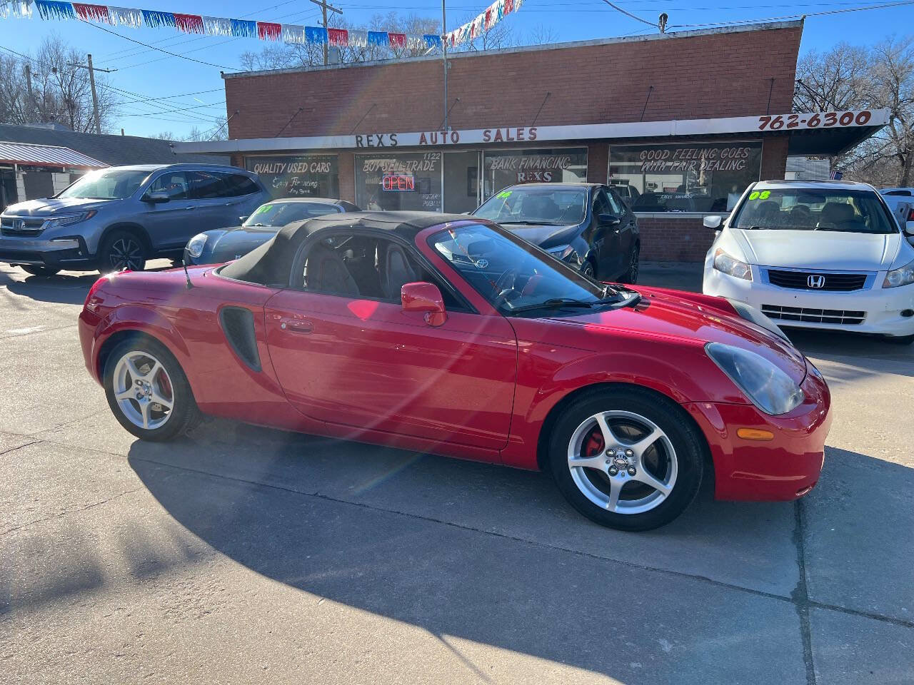 Used 2002 Toyota MR2 image 5