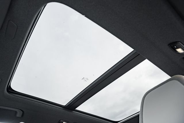 New 2026 Volvo EX40 Plus w/ Climate Package image 31