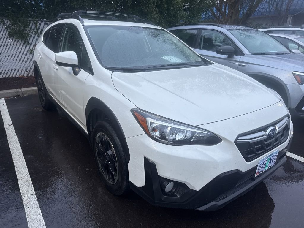Used 2022 Subaru Crosstrek 2.0i Premium w/ Moonroof Package image 4
