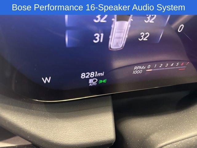 Used 2025 Buick Enclave Avenir w/ Super Cruise Package image 5