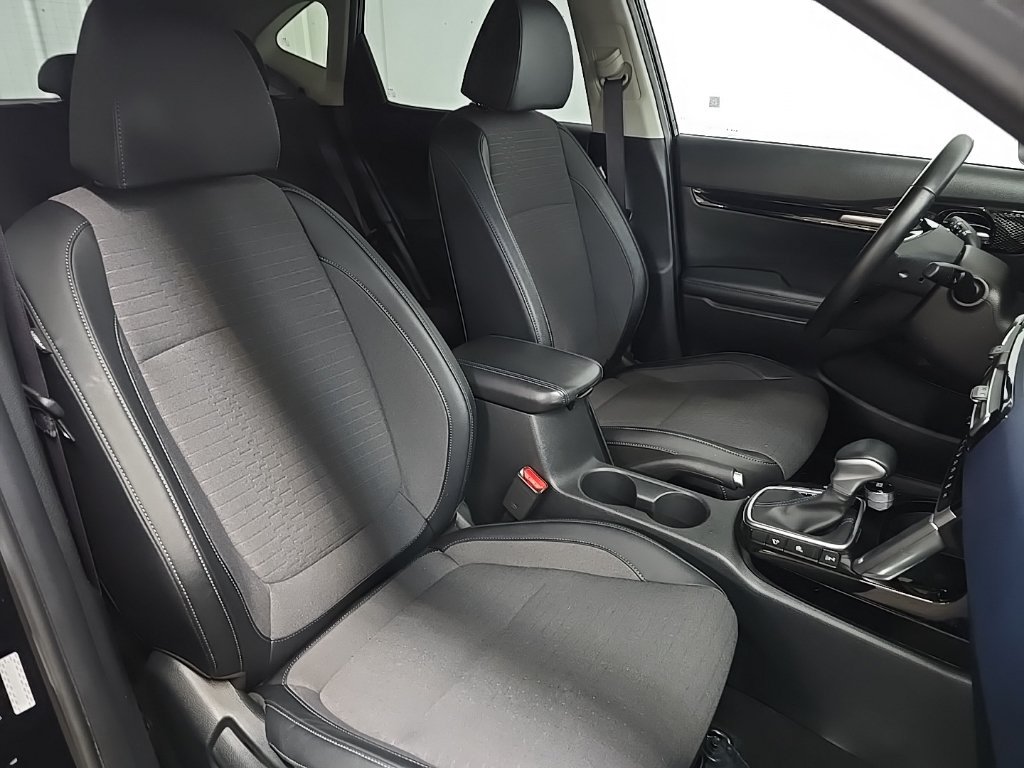 Used 2023 Kia Seltos S w/ Navigation Package AWD/4WD image 15