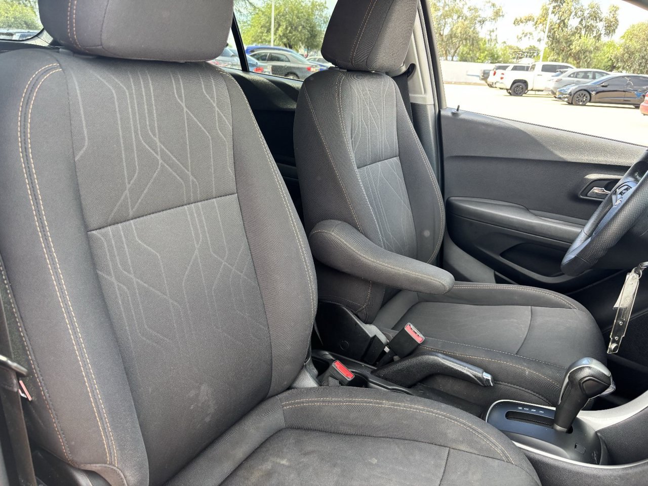Used 2020 Chevrolet Trax LT FWD image 8
