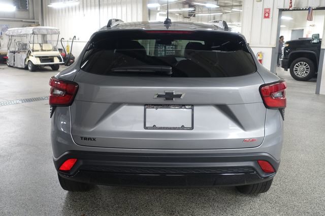 Used 2024 Chevrolet Trax RS w/ Driver Confidence Package image 6