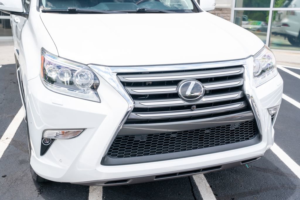 Used 2018 Lexus GX 460 Luxury AWD/4WD image 5
