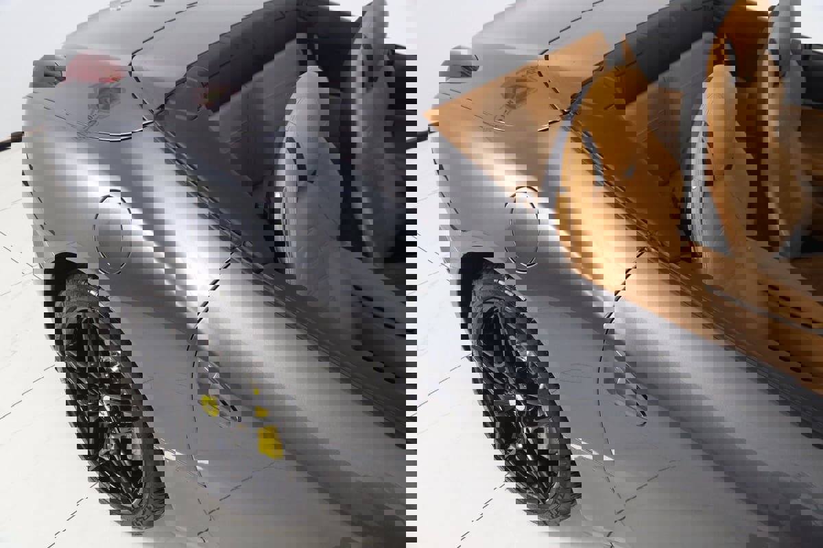 Used 2018 Ferrari California T image 77