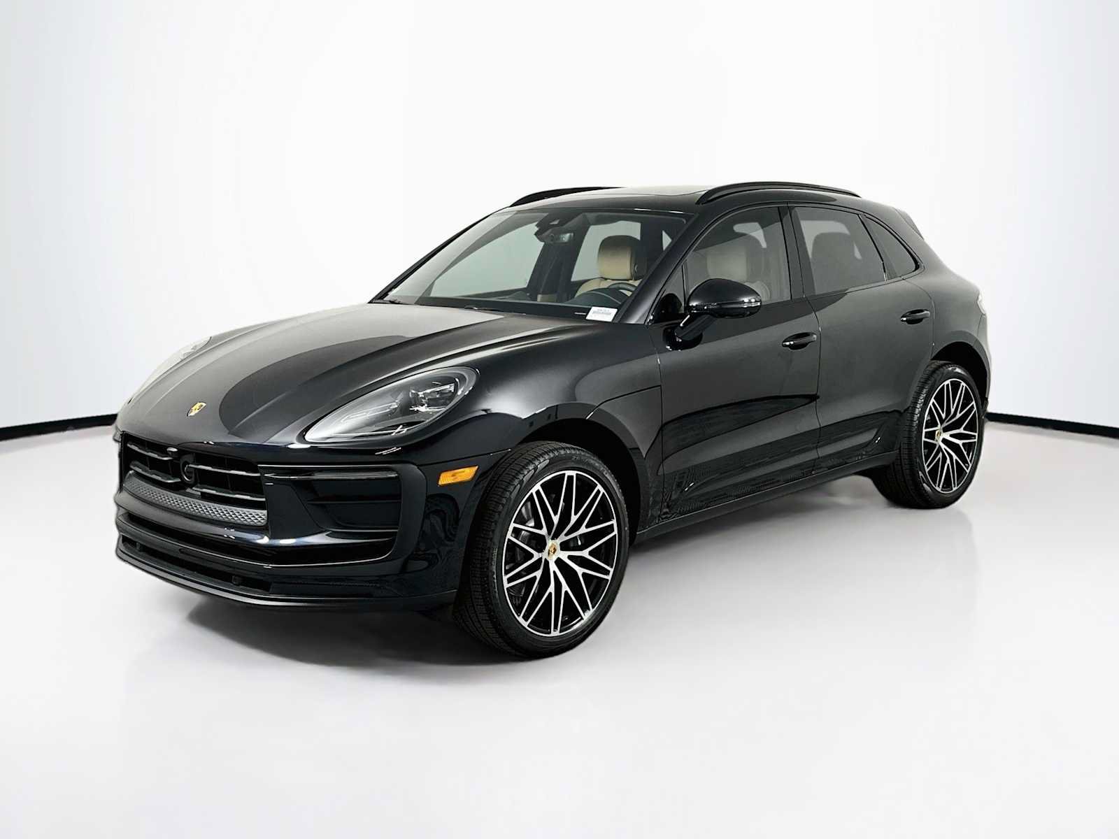 New 2026 Porsche Macan AWD/4WD image 1