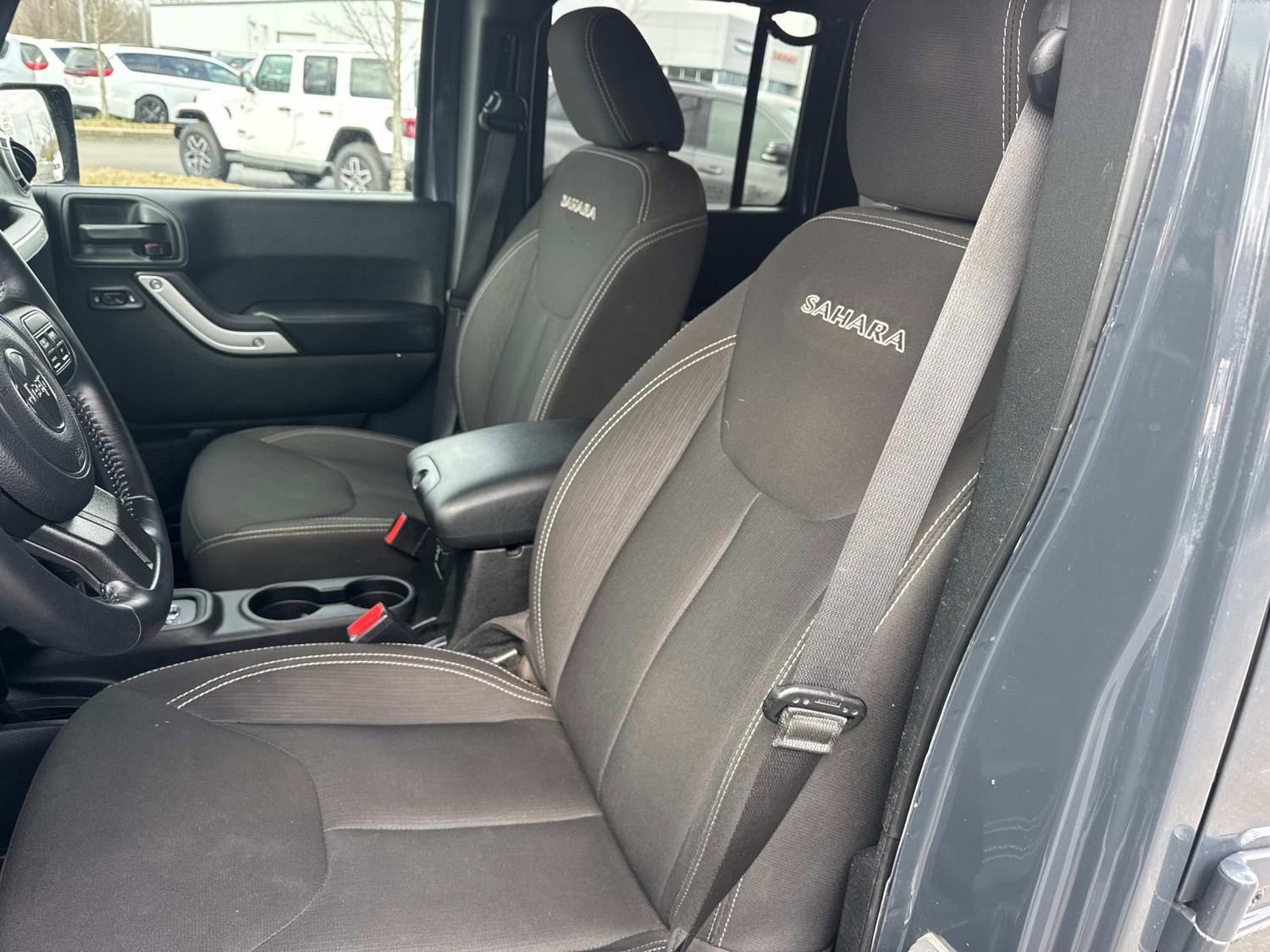 Used 2017 Jeep Wrangler Unlimited Sahara w/ Max Tow Package image 22