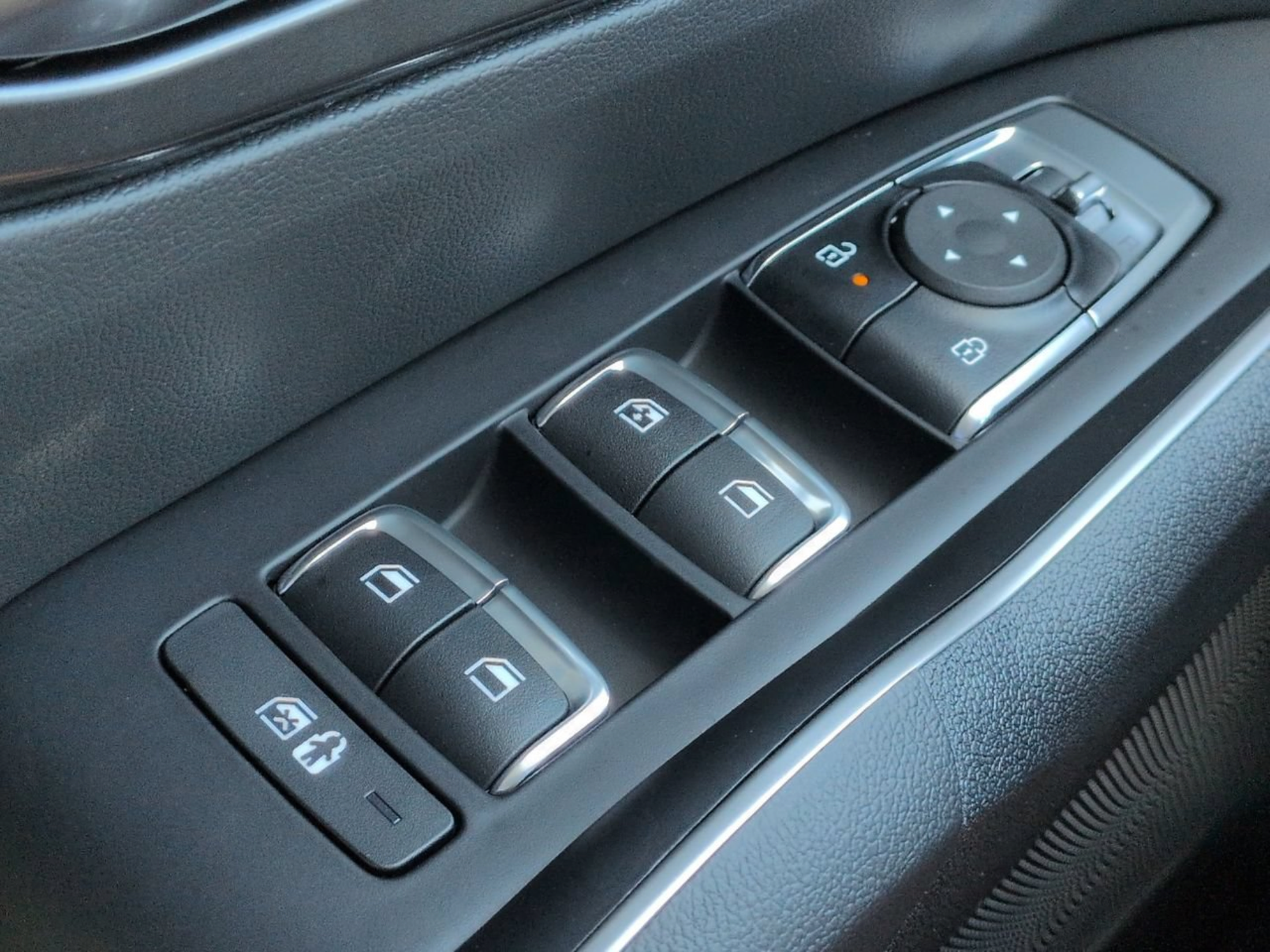 New 2026 Kia Sorento LX FWD image 40