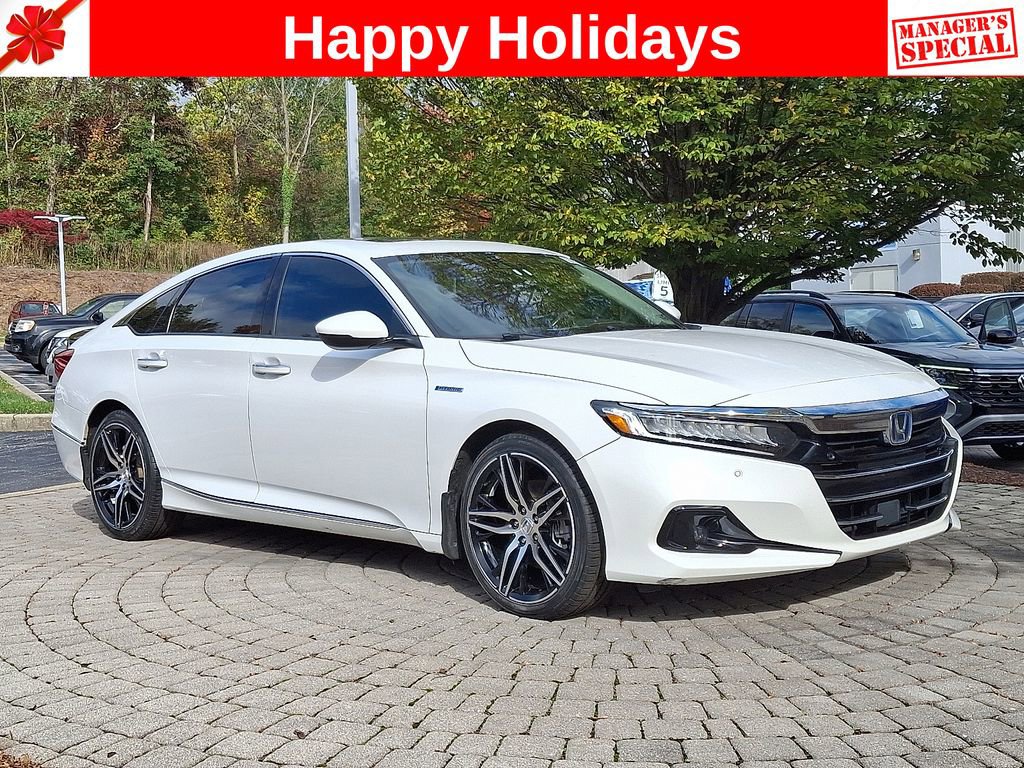 Used 2022 Honda Accord Touring image 1