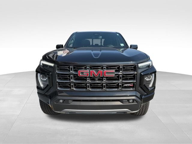 Used 2025 GMC Canyon AT4 w/ Nightfall Edition AWD/4WD image 2