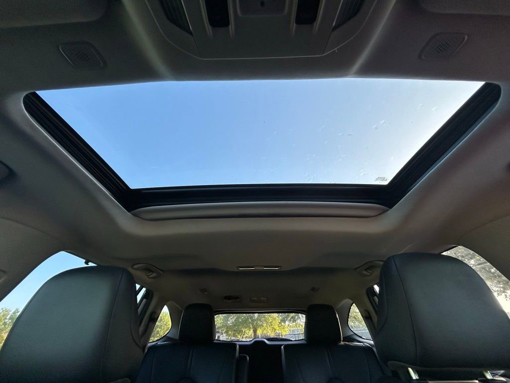 Used 2024 Toyota Highlander XLE image 29