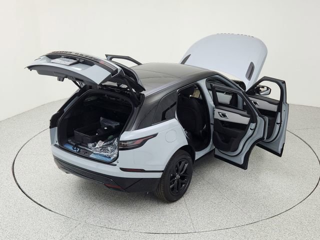New 2026 Land Rover Range Rover Velar Dynamic SE image 16