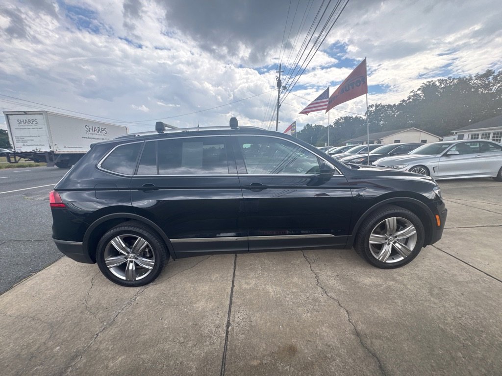 Used 2019 Volkswagen Tiguan SEL Premium image 12