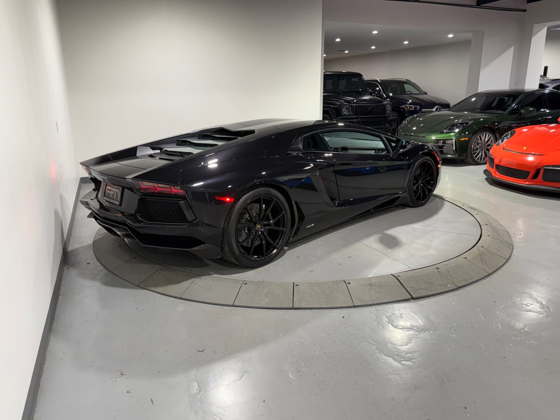Used 2014 Lamborghini Aventador LP 700-4 image 23