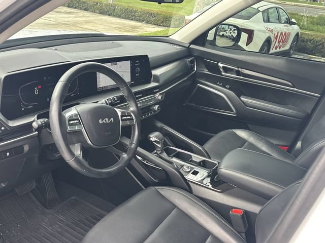 Certified 2024 Kia Telluride LX FWD image 16