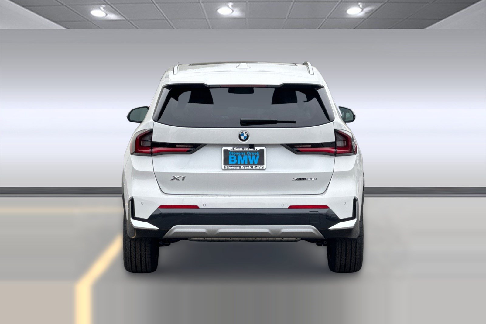 Used 2026 BMW X1 xDrive28i w/ Technology Package AWD/4WD image 9