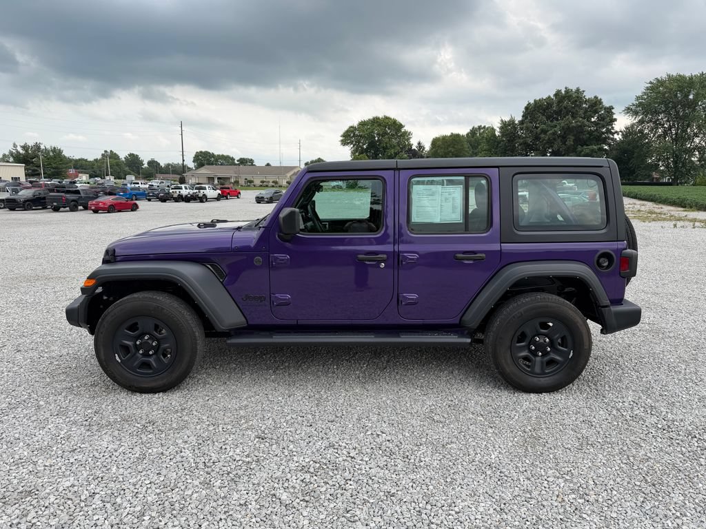 Used 2023 Jeep Wrangler Unlimited Sport AWD/4WD image 4
