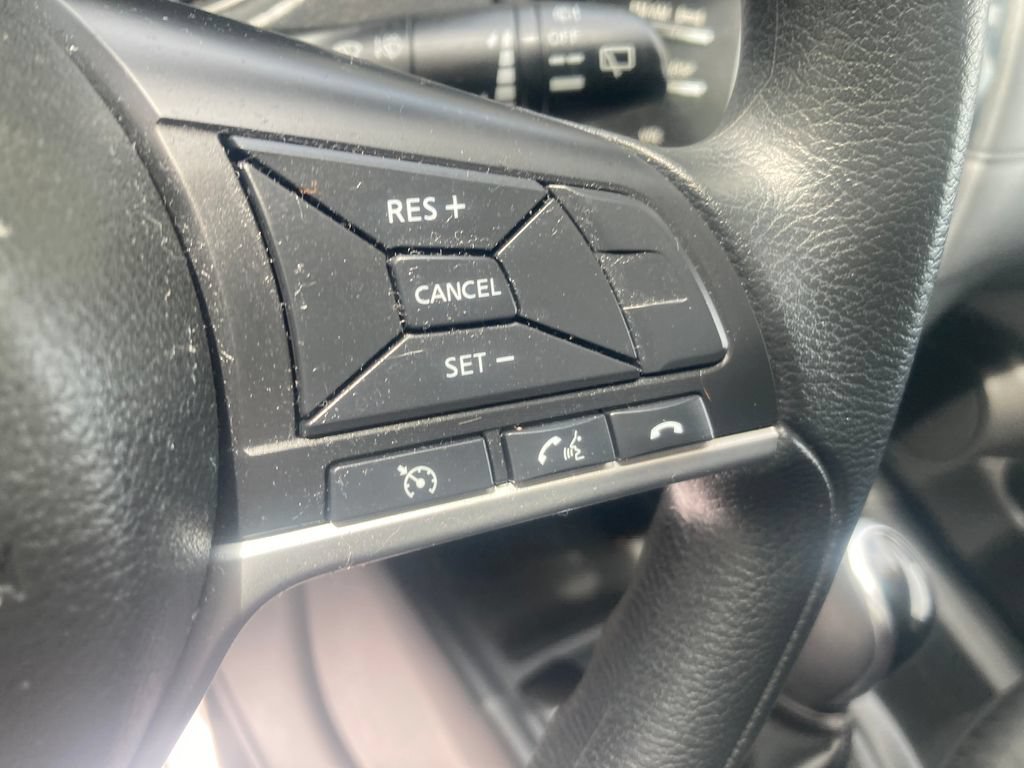 Used 2017 Nissan Rogue S w/ S Appearance Package AWD/4WD image 37