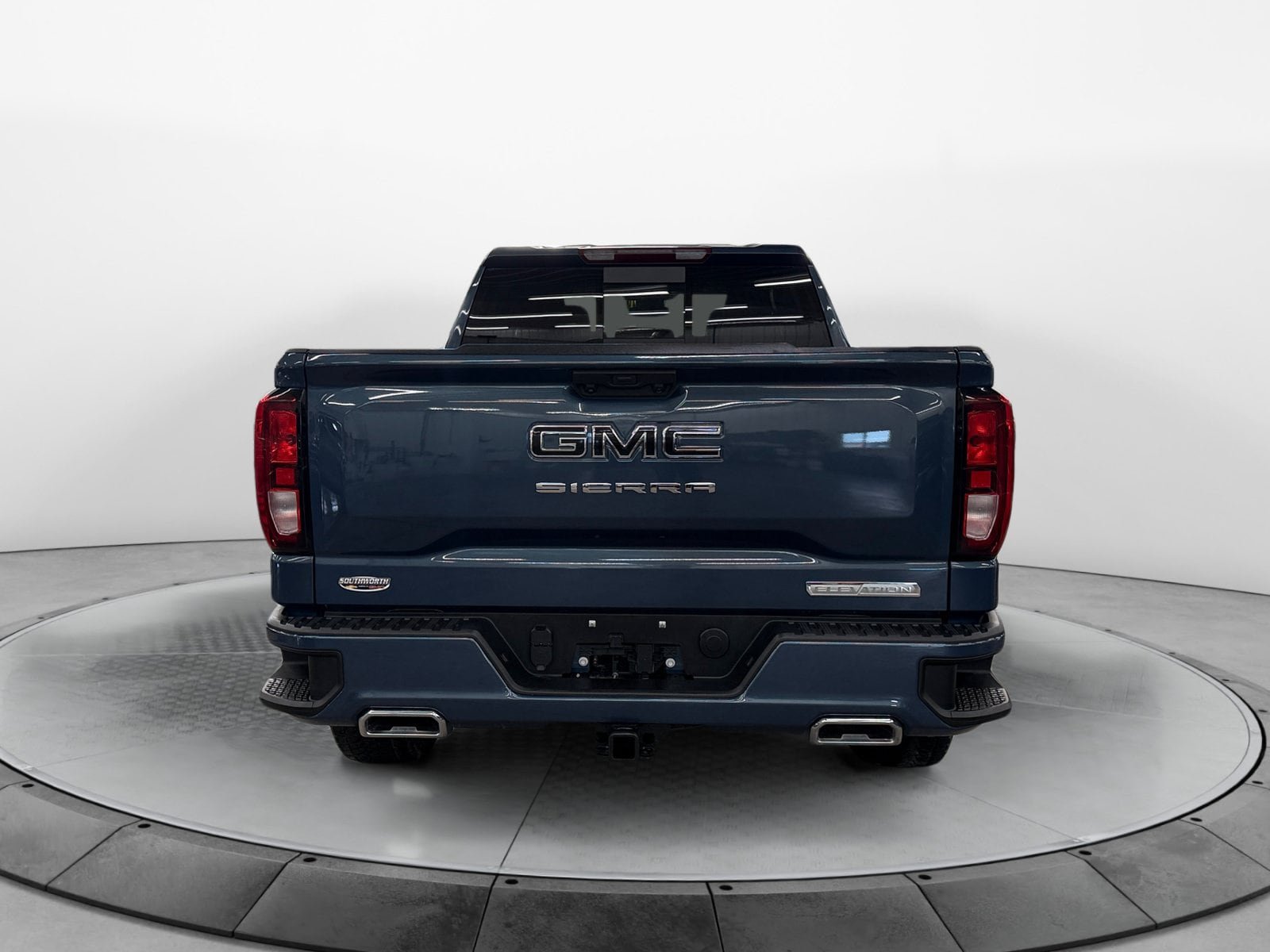 Used 2024 GMC Sierra 1500 Elevation w/ Preferred Package AWD/4WD image 6