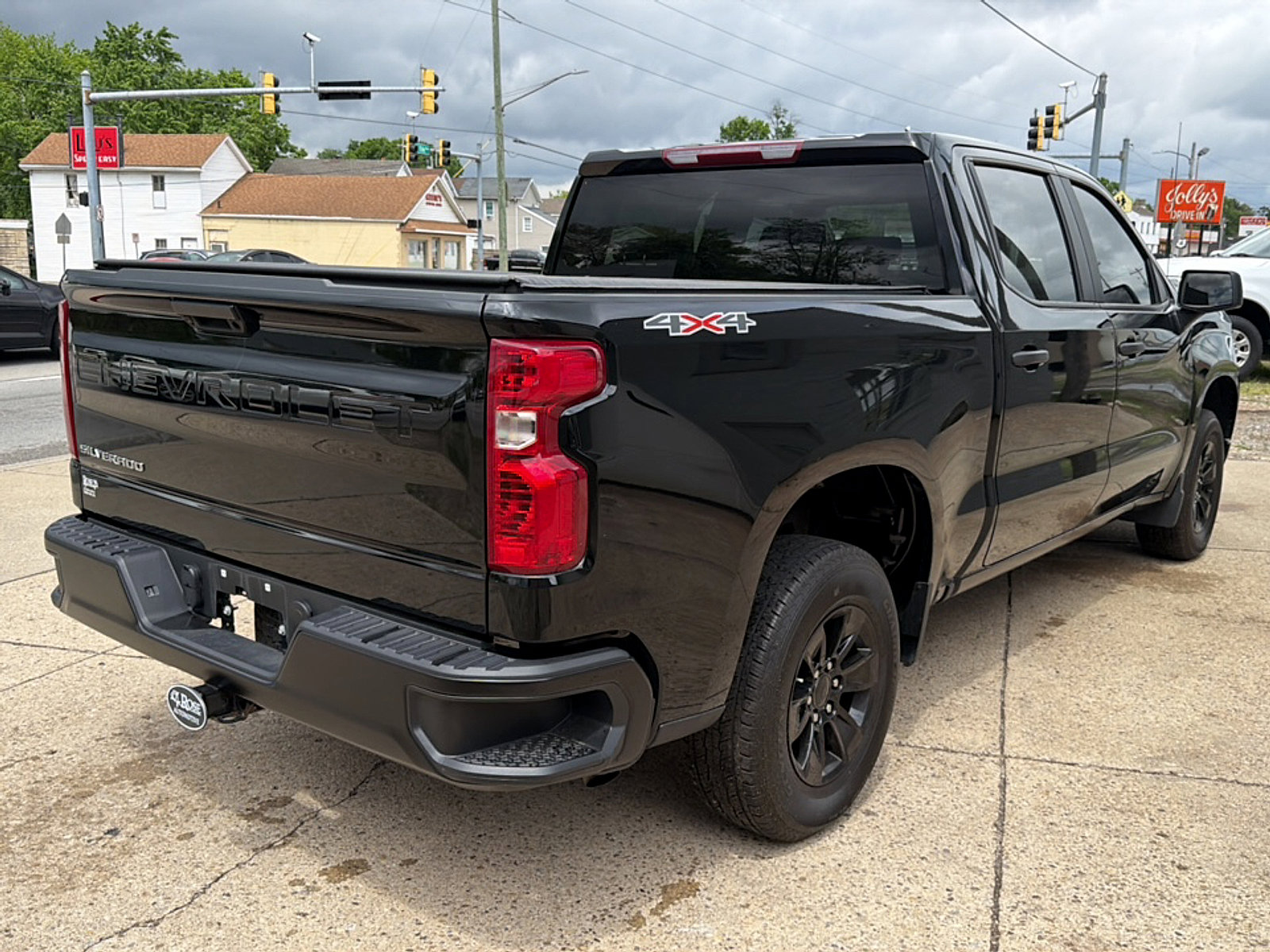 Used 2022 Chevrolet Silverado 1500 W/T w/ WT Value Package AWD/4WD image 8