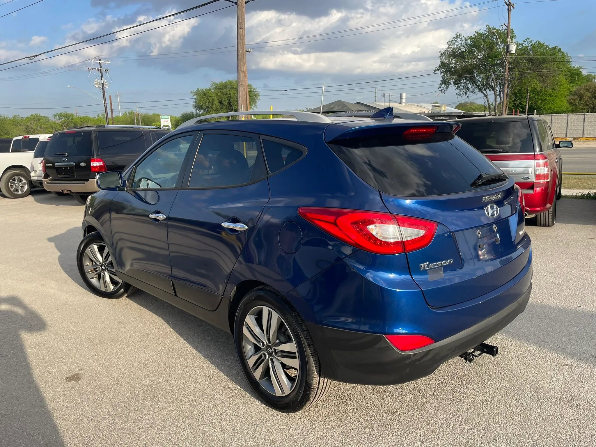 Used 2014 Hyundai Tucson Limited w/ Technology Package 02 FWD image 2