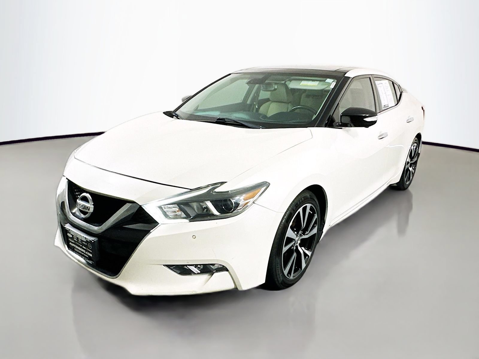 Used 2018 Nissan Maxima Platinum FWD image 3
