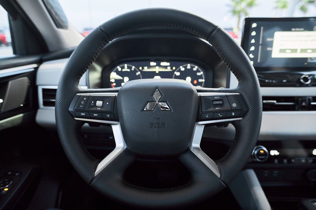 New 2026 Mitsubishi Outlander SE FWD image 34