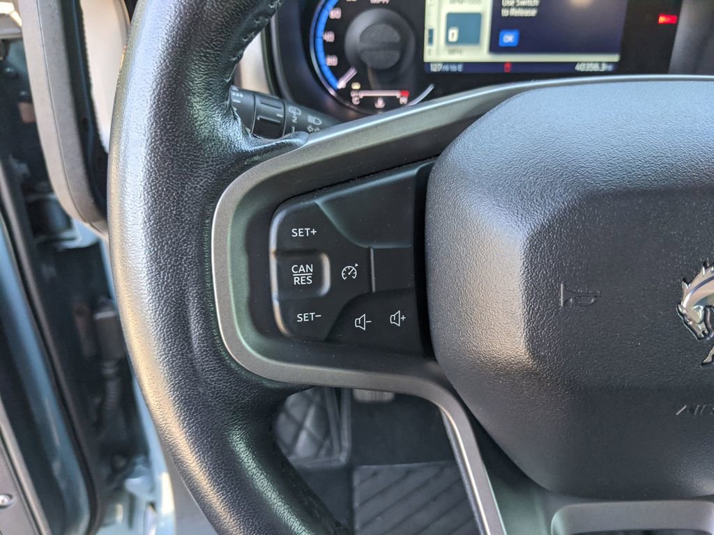 Certified 2022 Ford Bronco Black Diamond image 32