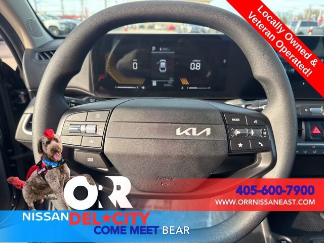 Used 2025 Kia K4 LXS image 16