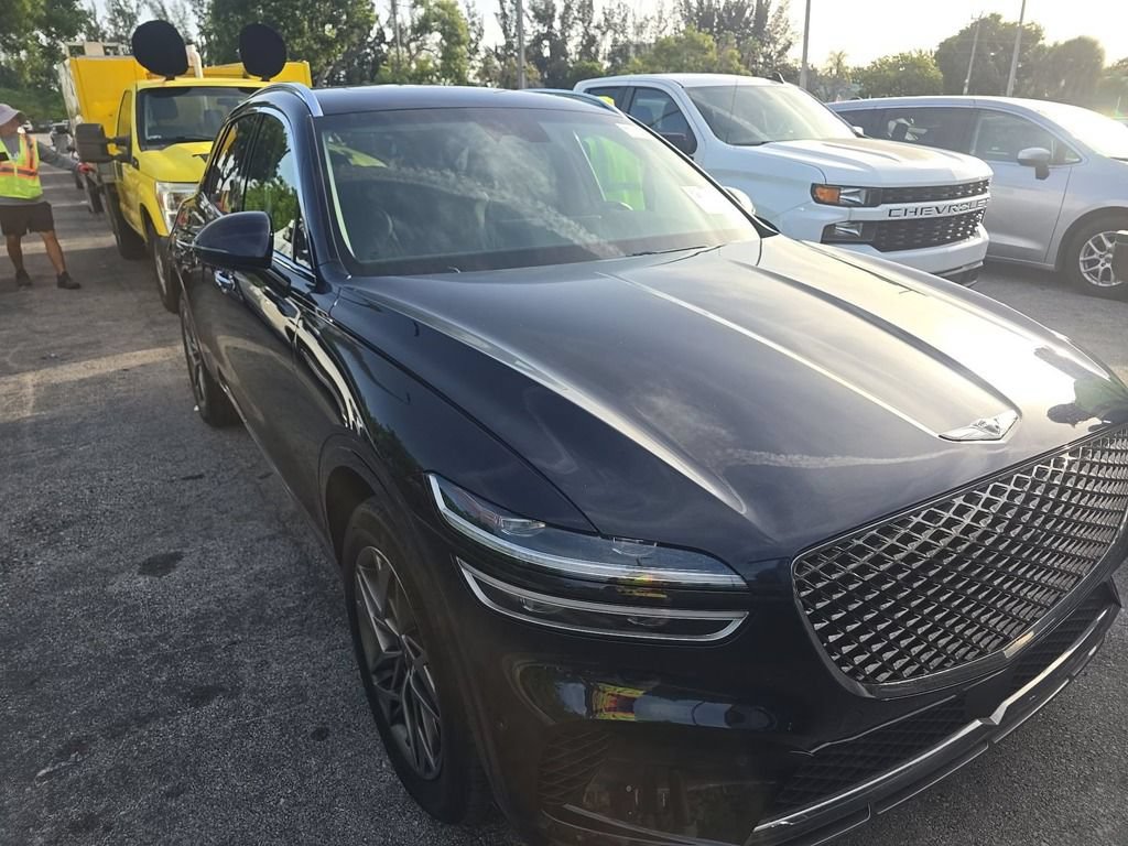 Used 2023 Genesis GV70 2.5T w/ Advanced Package AWD/4WD image 2