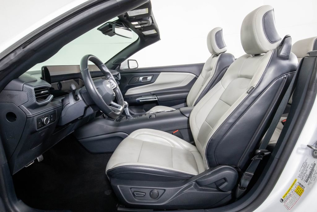 Used 2024 Ford Mustang Premium image 10