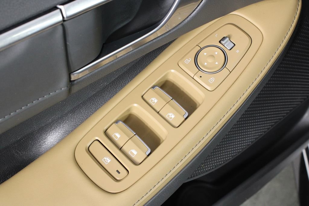 Used 2020 Hyundai Sonata Limited FWD image 23