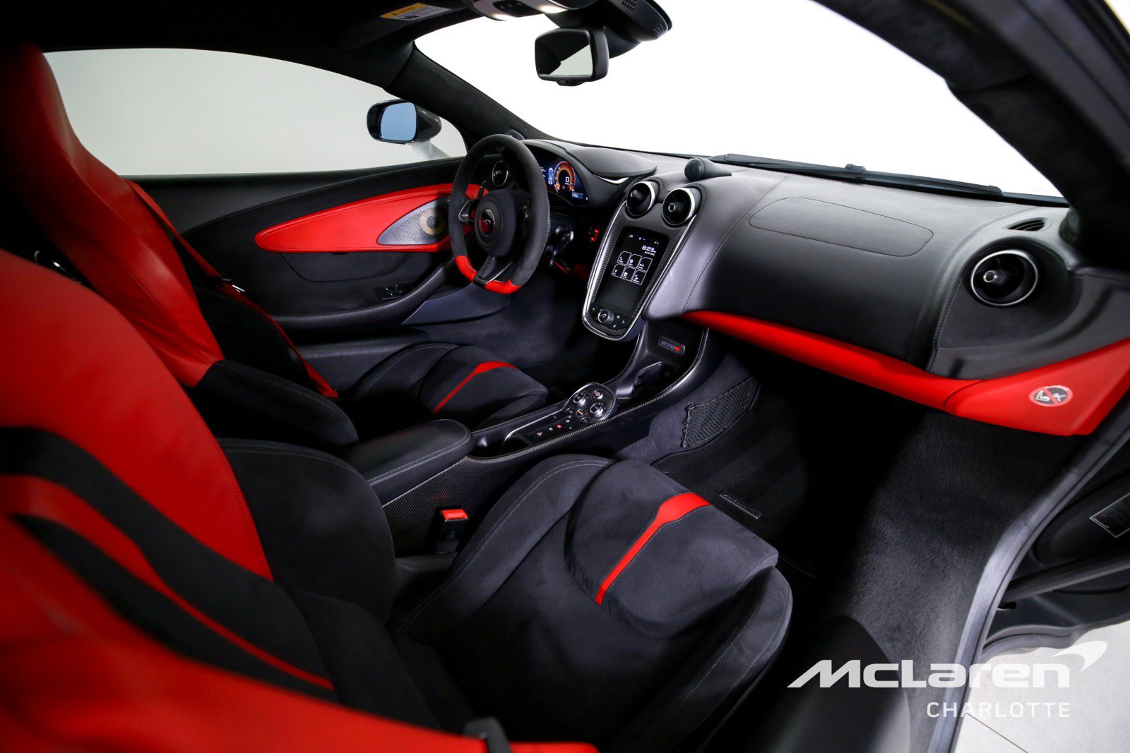Used 2017 McLaren 570S Coupe RWD image 20