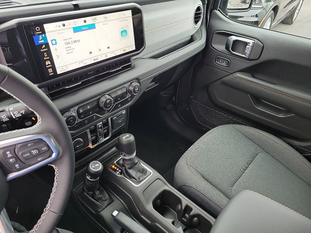 New 2025 Jeep Wrangler Sahara image 12