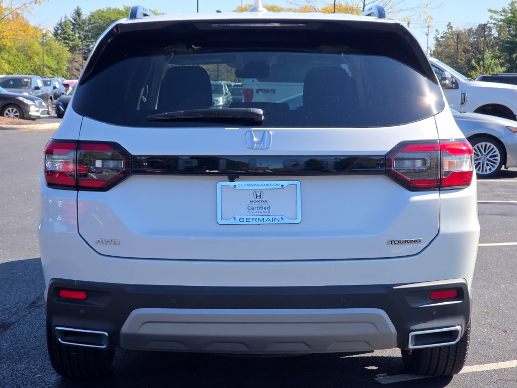 Certified 2025 Honda Pilot Touring image 25