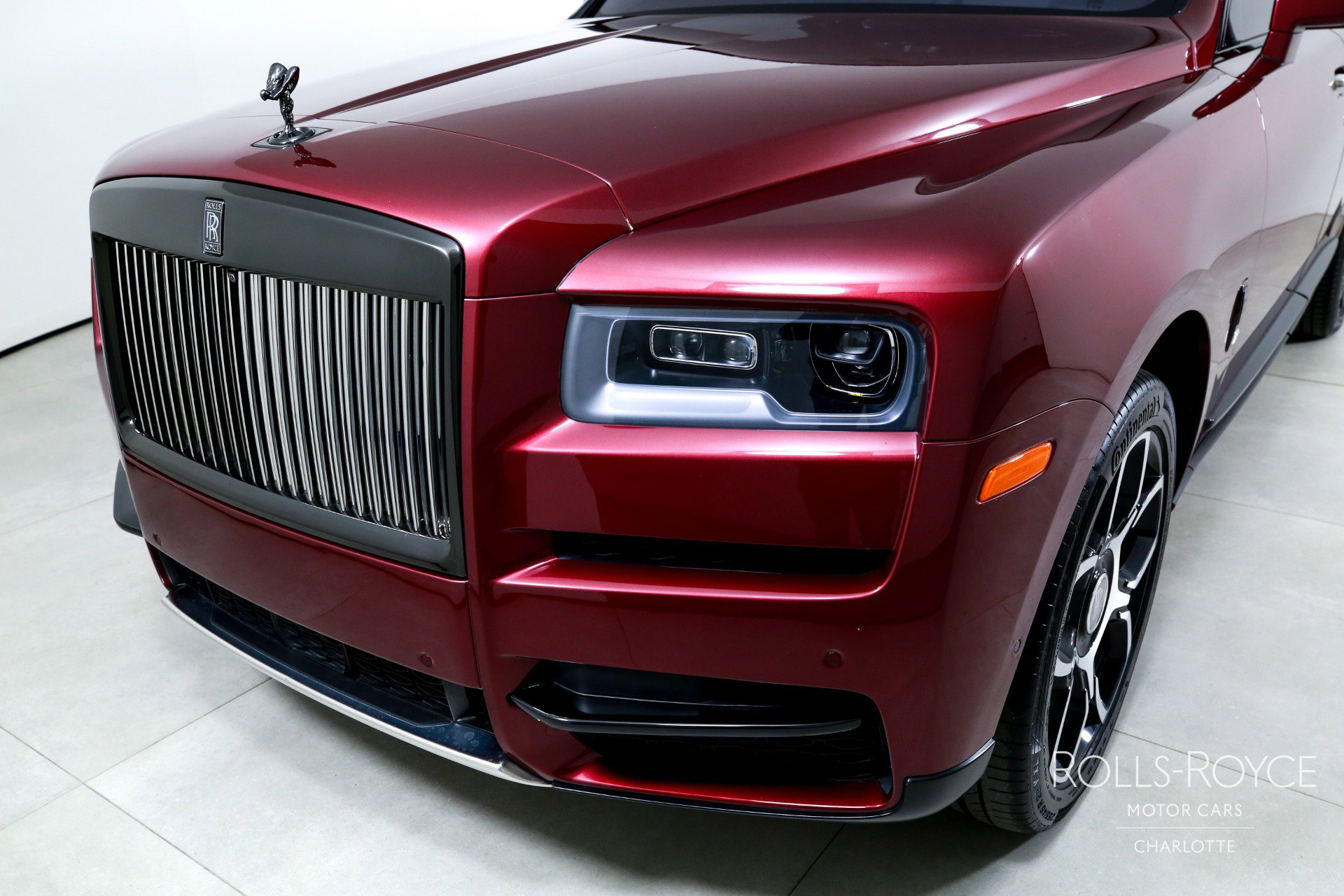 Used 2022 Rolls-Royce Cullinan Black Badge image 44