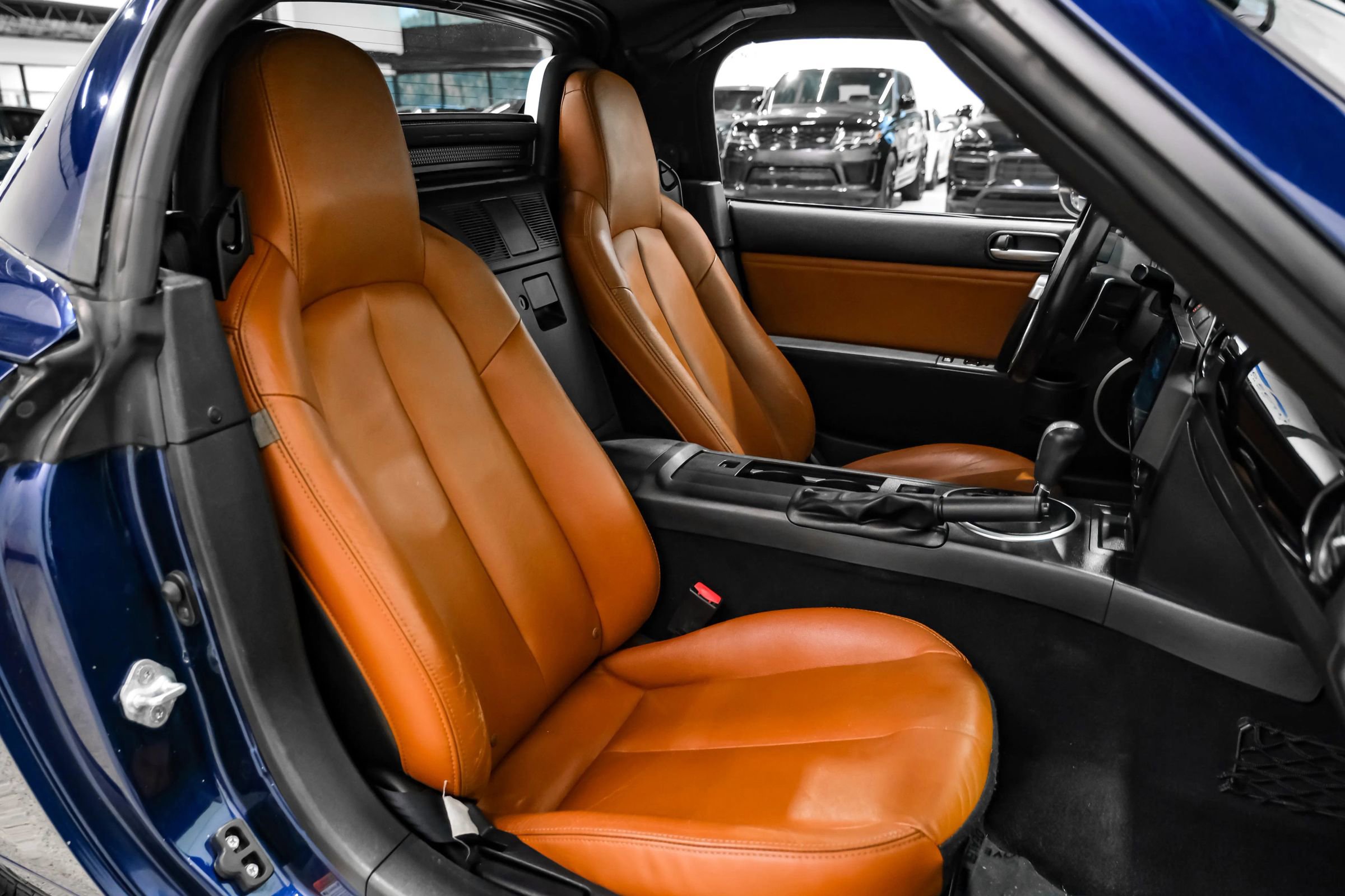 Used 2008 MAZDA MX-5 Miata Grand Touring w/ Premium Pkg RWD image 36