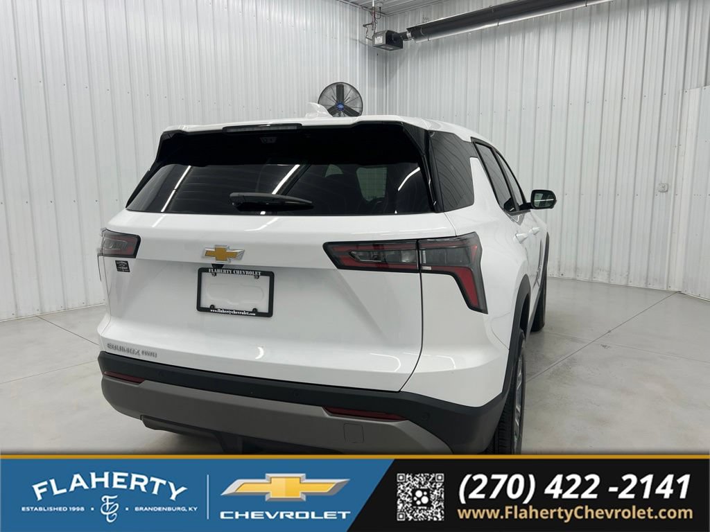 New 2026 Chevrolet Equinox LT w/ Safety and Technology Package AWD/4WD video 3