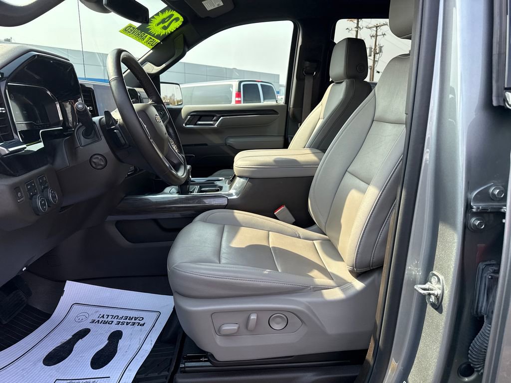 Used 2024 Chevrolet Silverado 1500 LTZ image 11