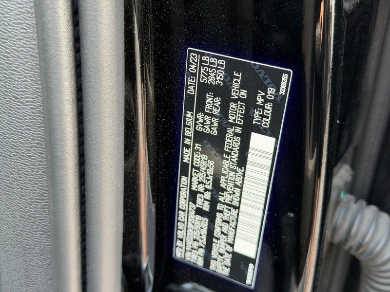 Certified 2023 Volvo C40 Recharge Core w/ Protection Package Premier AWD/4WD image 21