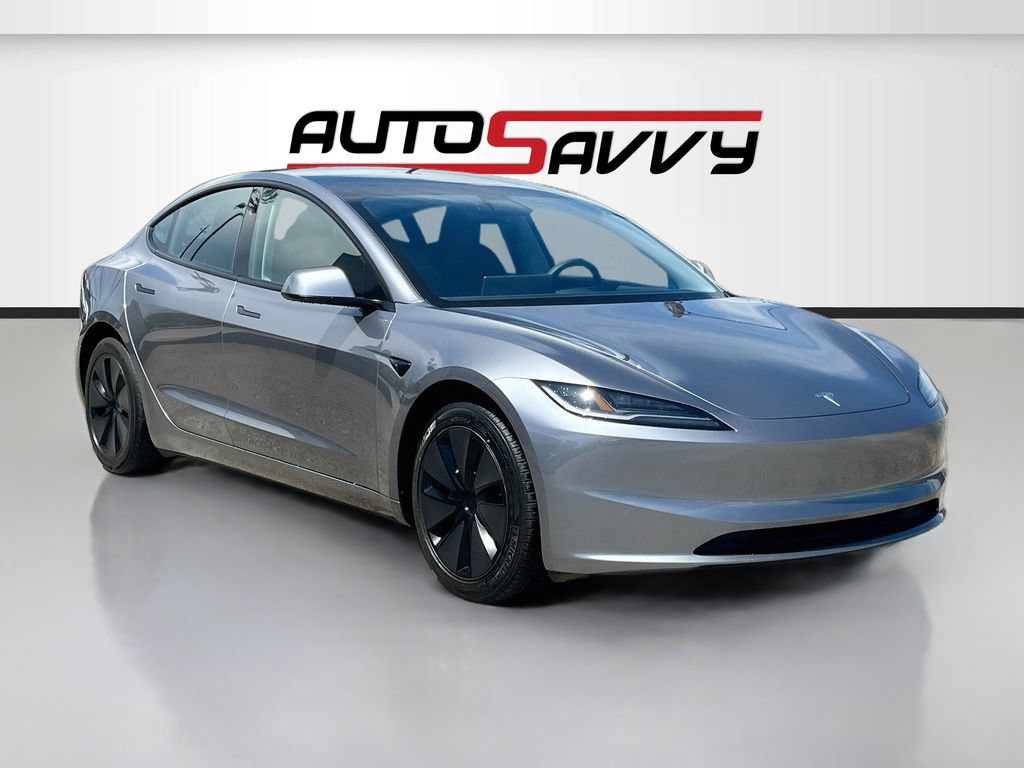 Used 2025 Tesla Model 3 Long Range RWD image 1