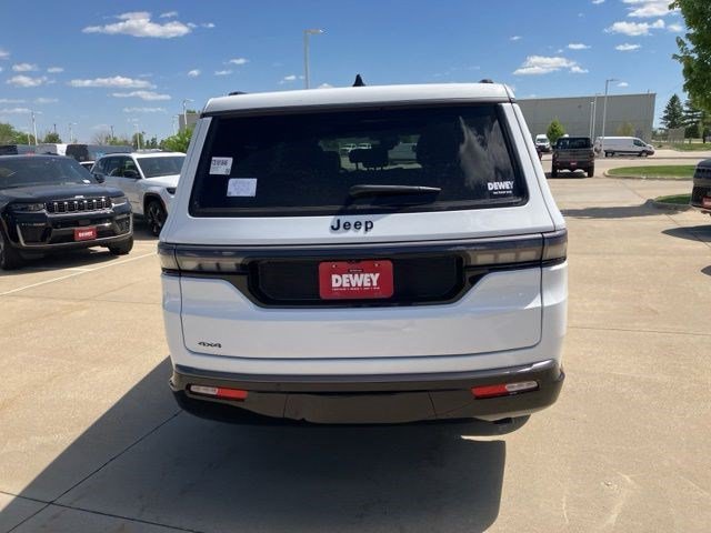 New 2026 Jeep Grand Wagoneer L Limited AWD/4WD image 7